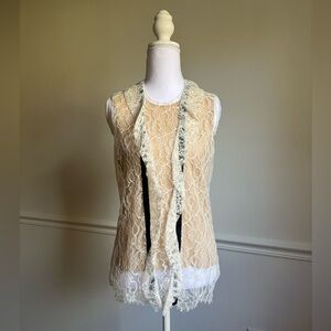 Chanel Two-Piece Lace & Silk Set – Made in Italy | Size Small